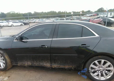 2015 Chevrolet Malibu 2Lt from USA, damaged, VIN 1G11D5SL2FF260332